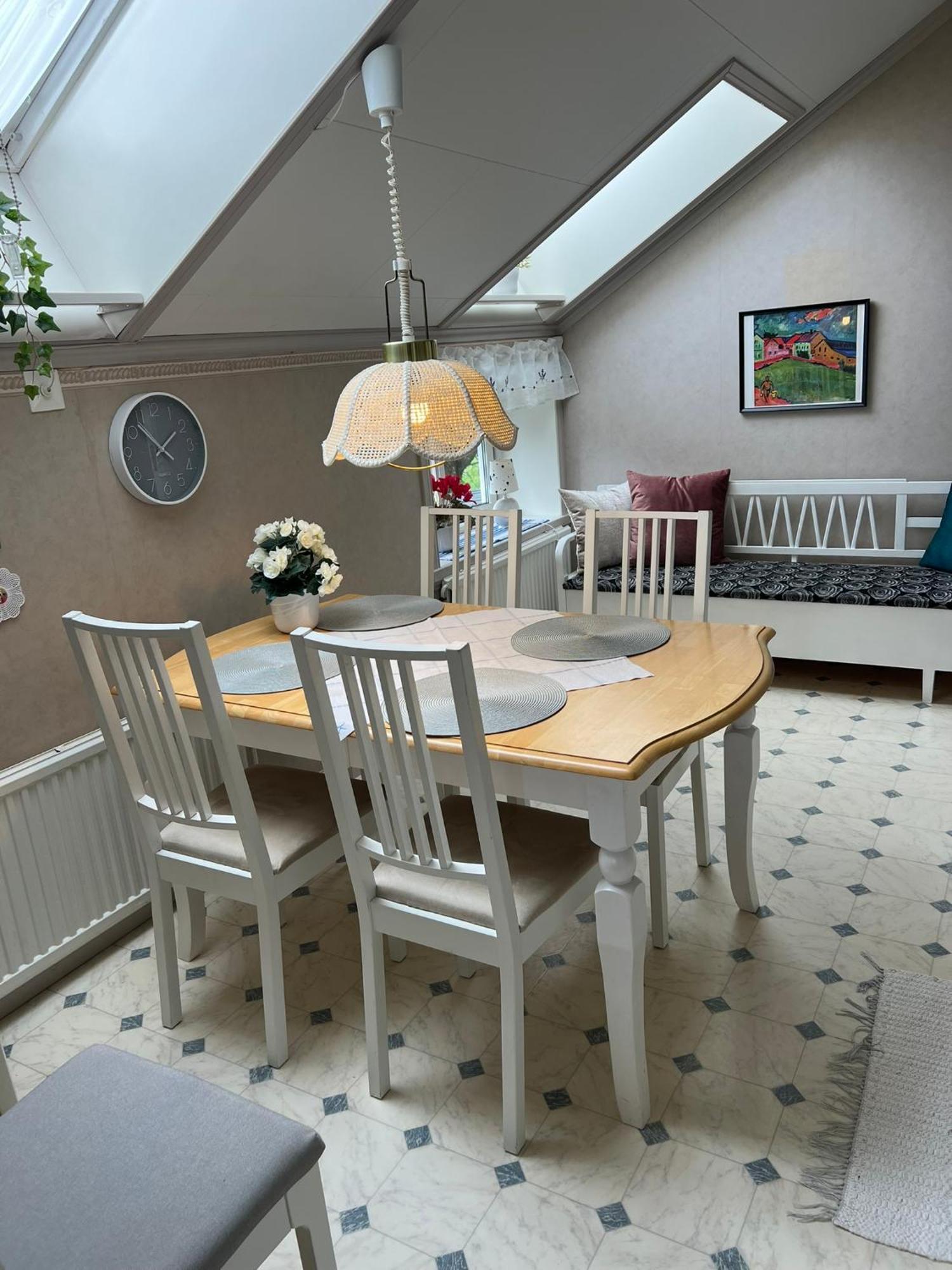 Rosa Huset Osebol Daire Stöllet Dış mekan fotoğraf