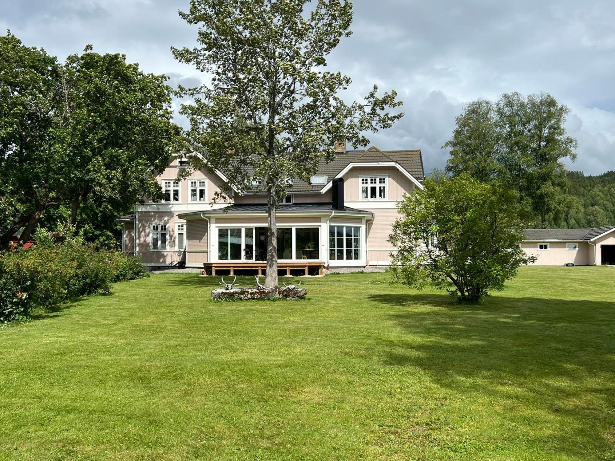 Rosa Huset Osebol Daire Stöllet Dış mekan fotoğraf
